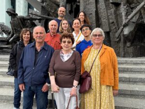 Spotkanie w Warszawie z rodziną odnalezioną po 80 latach